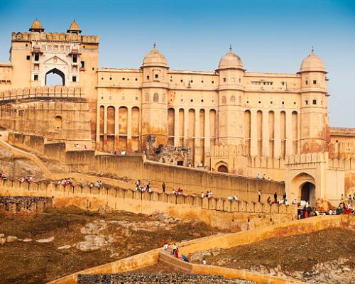 Beautiful Amber Fort in Morning Light. Jaipur, Indiahttp://refer.istockphoto.com/traffic_record.php?lc=056905042431004653&atid=6683%7CBannerID%3D6683%7CReferralMethod%3DLink